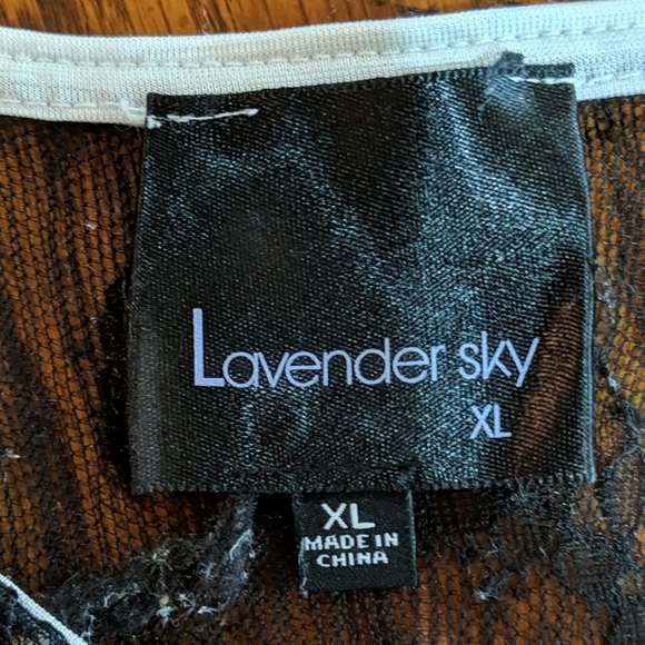 2--womens nice tank tops--XL - Picture 10 of 15